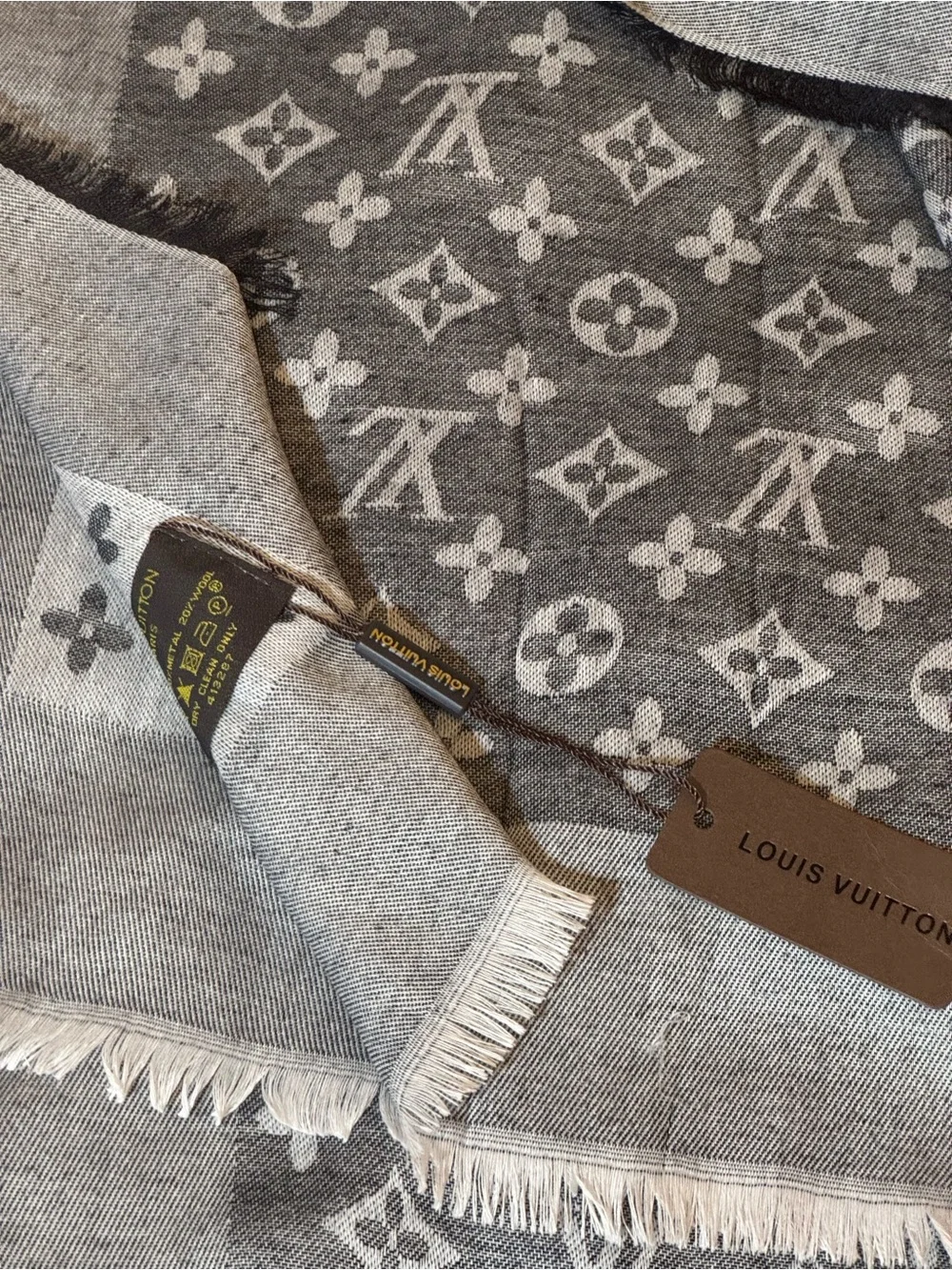 Louis Vuitton beautiful louis